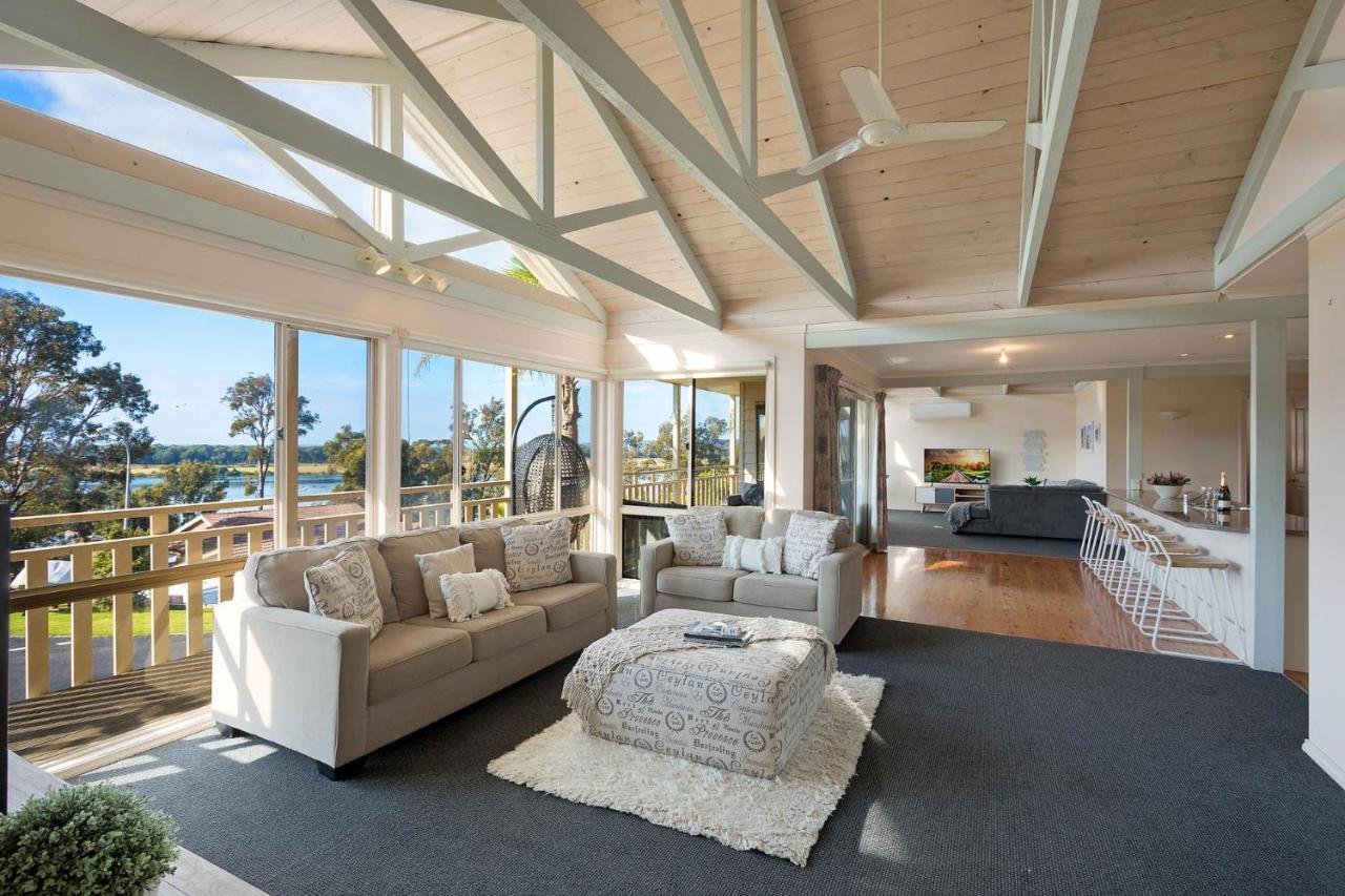 Pelican Lake Holiday House Меримбула Экстерьер фото
